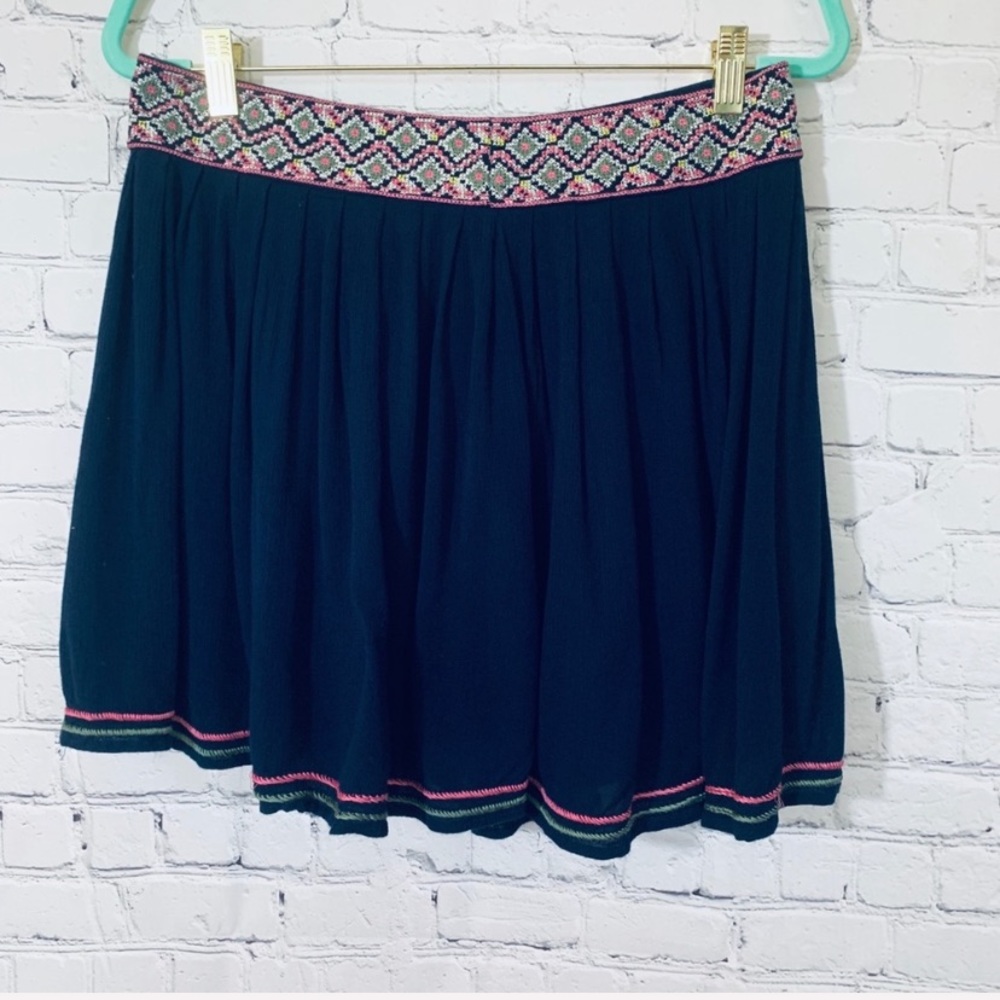 Miami |Circle Skirt w/embroidered Detail